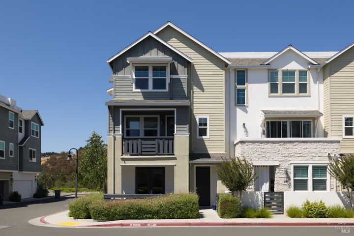 Property Photo:  273 Gambrel Circle  CA 95403 