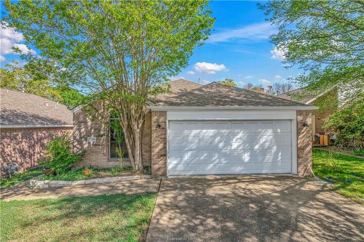 Property Photo:  2006 Wilderland  TX 77807-4813 