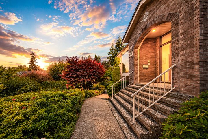 Property Photo: 6718 Arbutus Street BC V6P 5S7