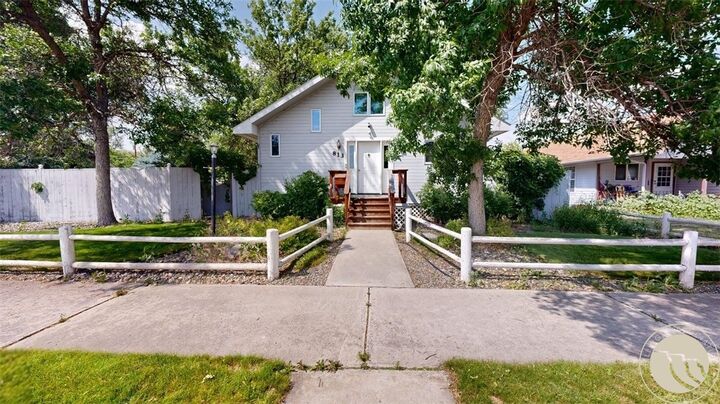 Property Photo: 813 E 4th Street MT 59044