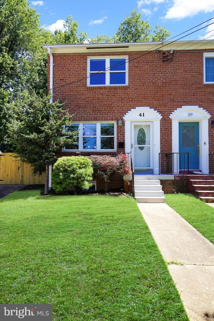 Property Photo:  41 S French Street  VA 22304 