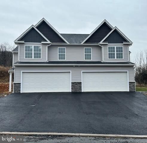 Property Photo:  35 Rosalies Way  PA 19560 