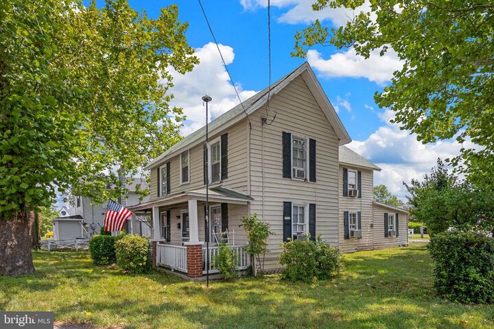 Property Photo: 120 Boundary Street VA 22443