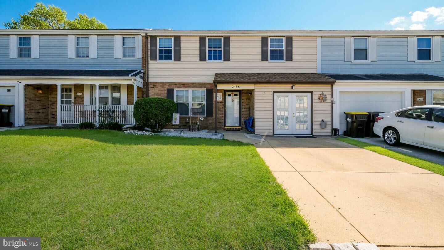 Property Photo: 2458 Williamson Court PA 19020
