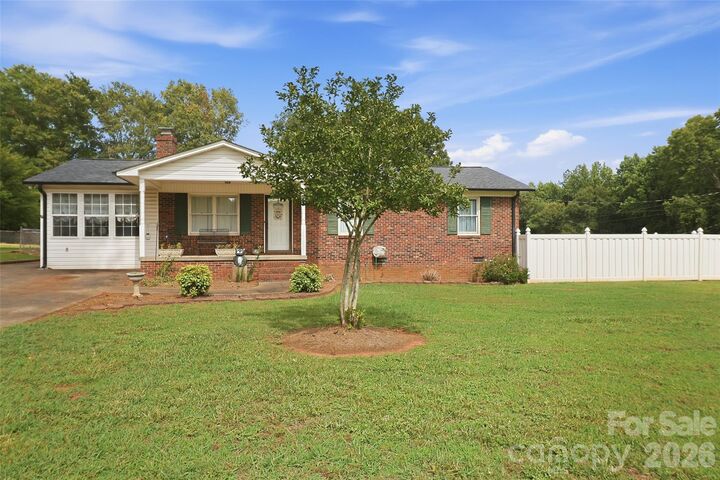 Property Photo:  115 Arc Street  NC 28016 