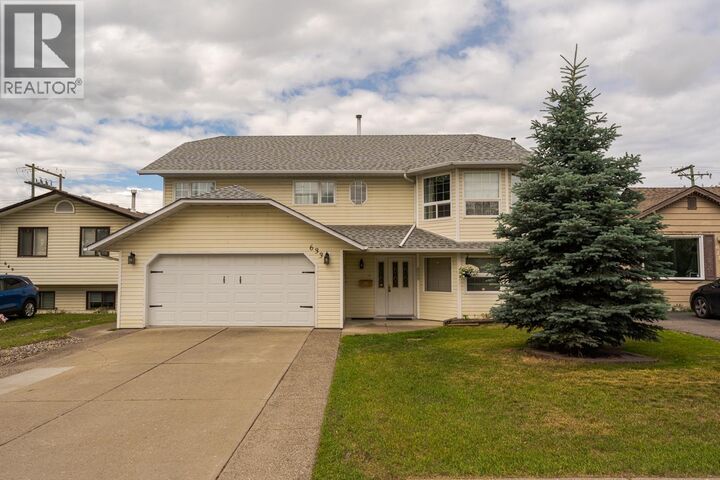 633 Johnson Street — photo 1