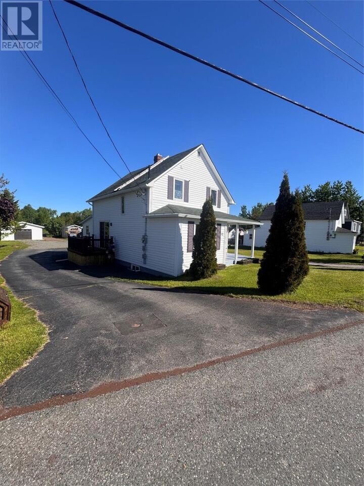 Property Photo:  12 Memorial Avenue  NL A0H 1E0 