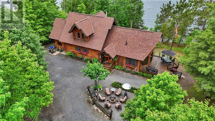 28 Beaver Pond Road — photo 1