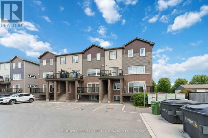 Property Photo: 415 Eldorado Private A ON K2K 0N9