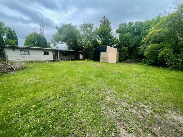 Property Photo:  217 Railway Avenue  MB R0K 2H0 