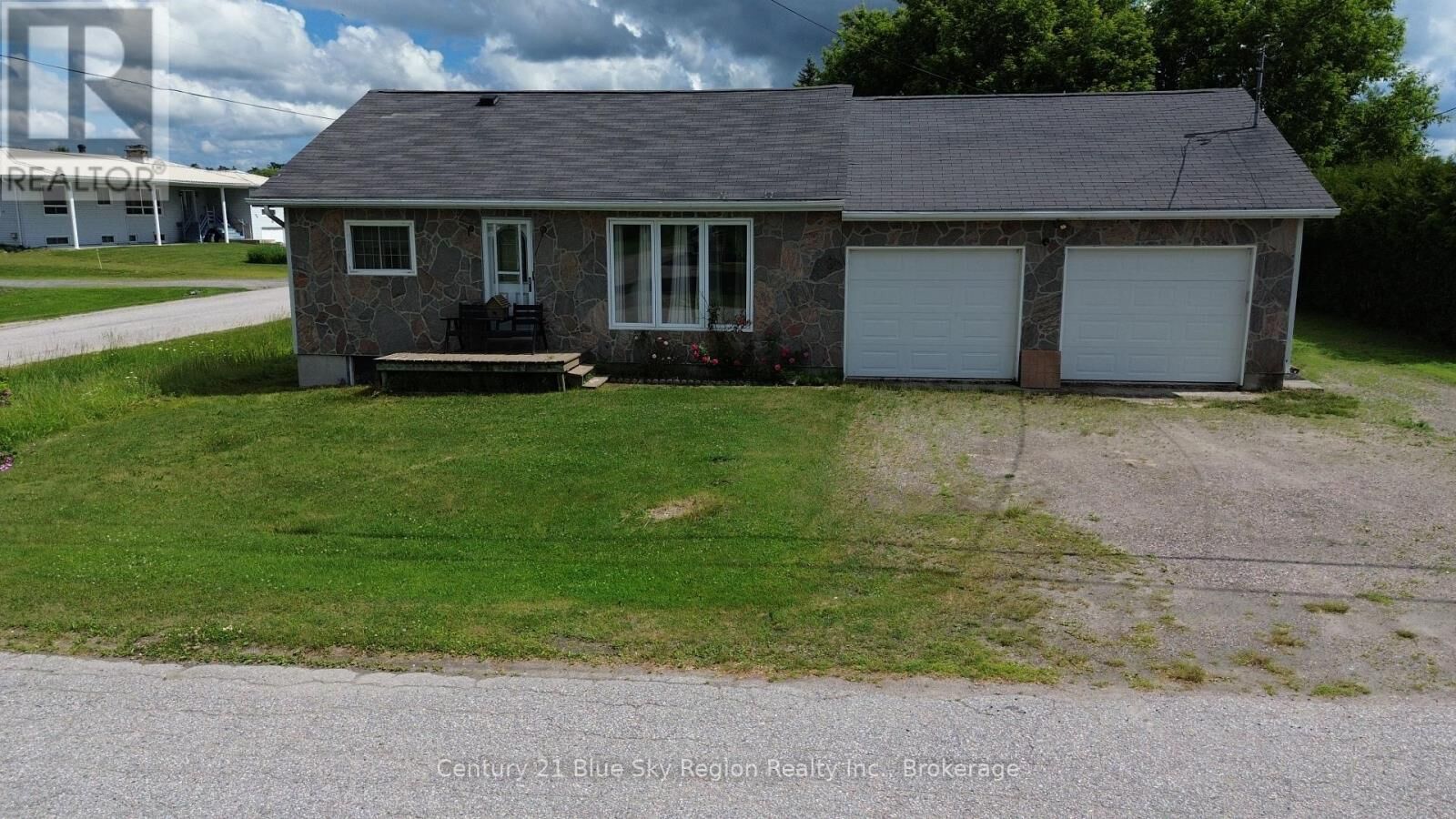 Property Photo:  9 Mary Street  ON P0H 1G0 