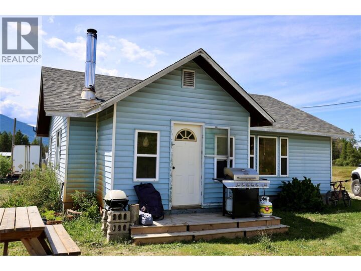 Property Photo:  1221 Mallory Road  BC V0B 1G2 