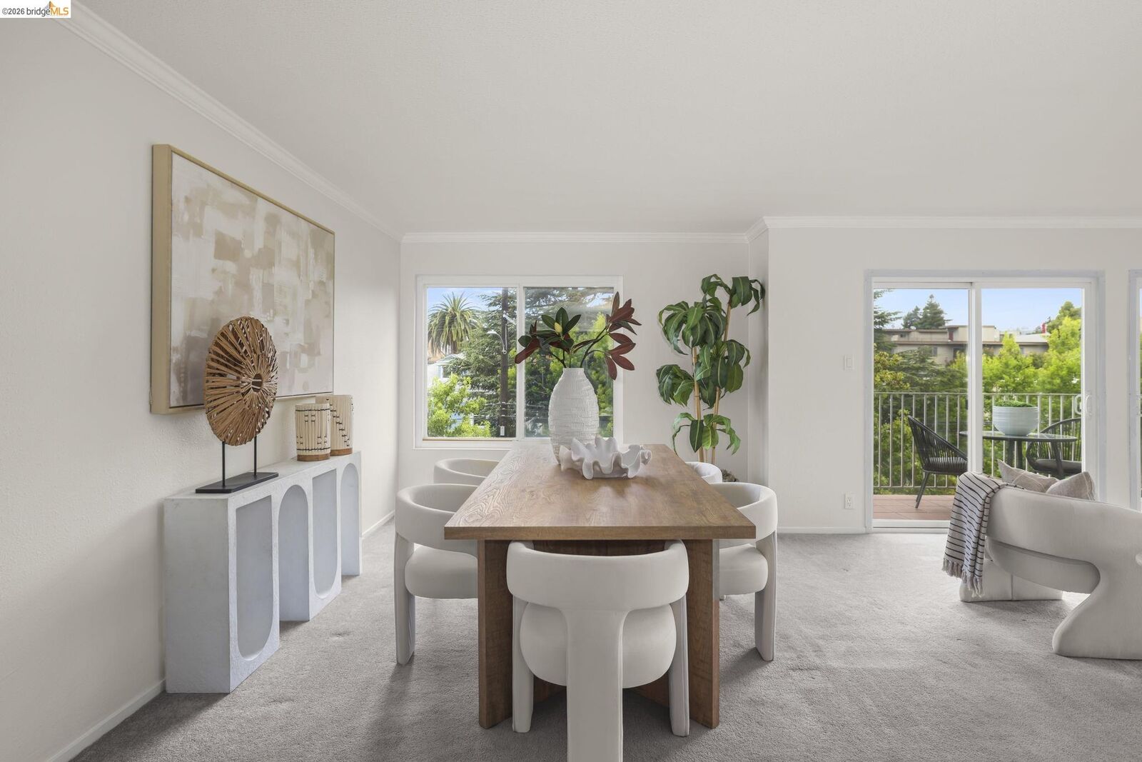 Property Photo:  695 Mariposa Ave 401  CA 94610 