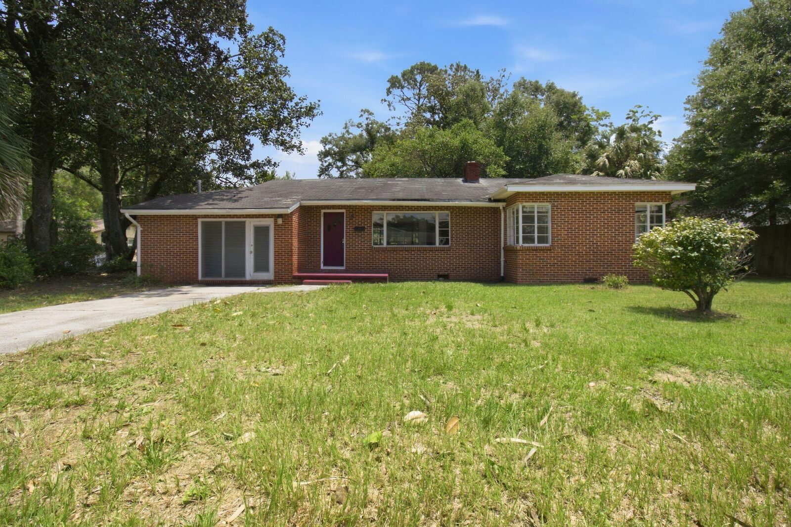 Property Photo:  855 N Pearl Street  FL 32536 