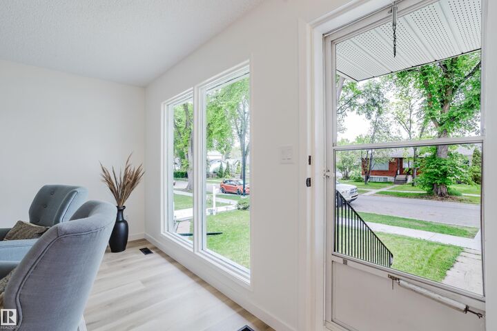 Property Photo: 11208 69 Street NW AB T5B 1R5