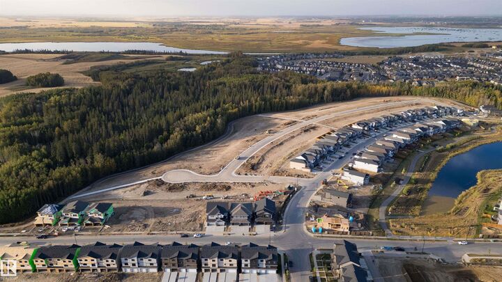 Property Photo:  5809 Raven Crescent NW  AB T5S 0S7 
