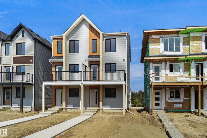 920 19 Avenue NW — photo 1