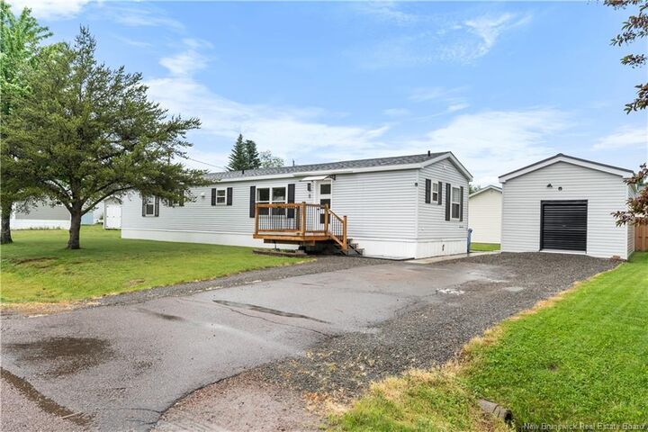 Property Photo:  8 Sparrow Street  NB E1H 3B1 
