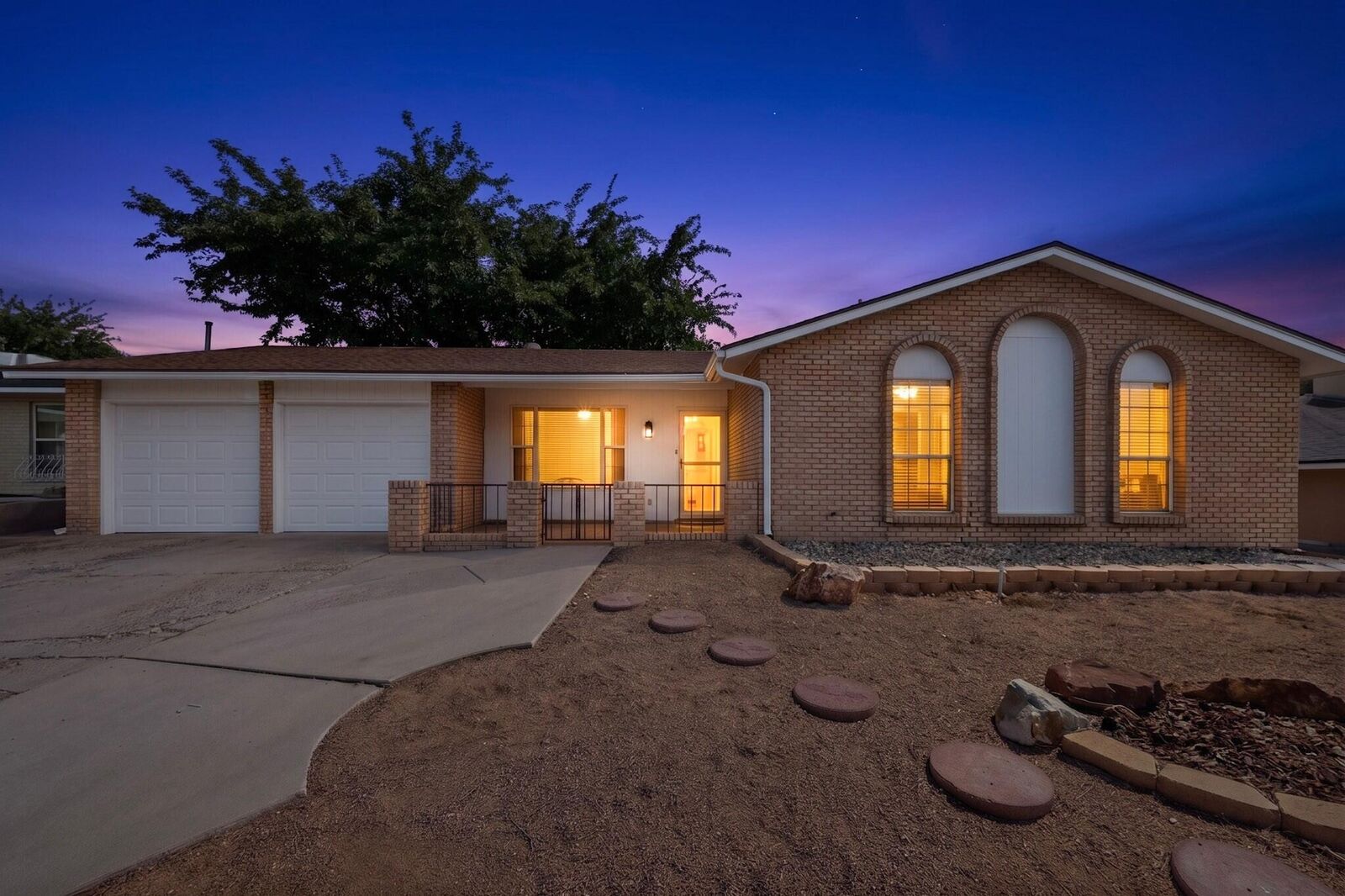 Property Photo:  6424 Louise Place NE  NM 87109 