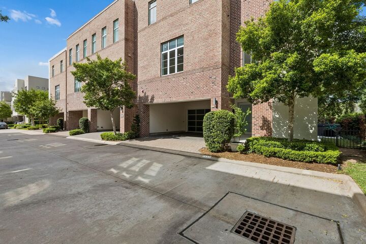 Property Photo:  1444 Lake Pointe Parkway  TX 77478 