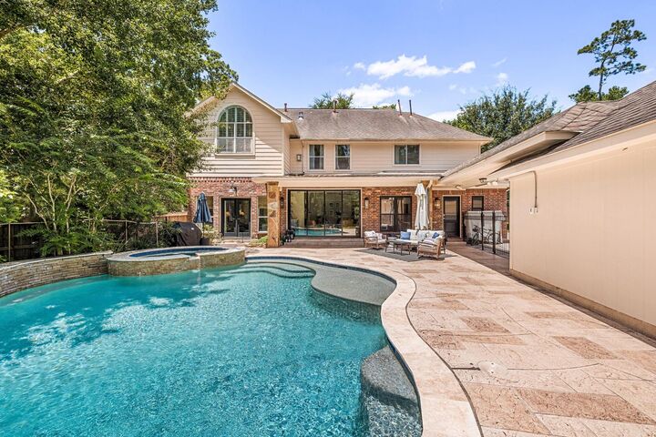 Property Photo:  78 S Shawnee Ridge Circle  TX 77382 