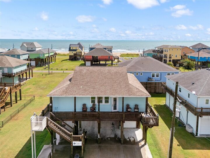 Property Photo: 2608 Breaker Drive TX 77650