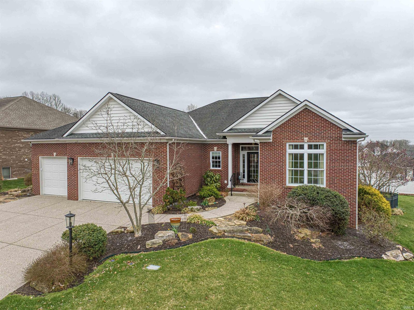Property Photo:  909 Uriel Court  IN 47725 