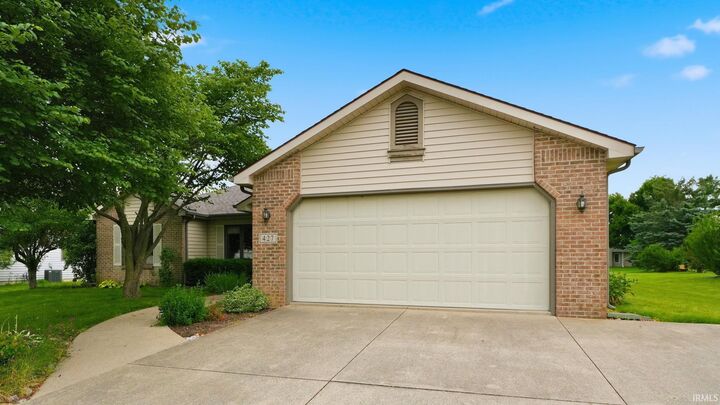 Property Photo: 427 Marborough Drive IN 46804