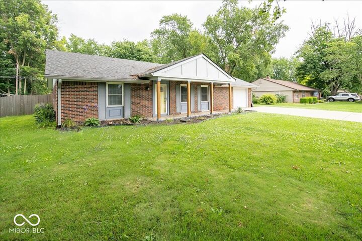 Property Photo:  1150 E Adams Drive  IN 46131 