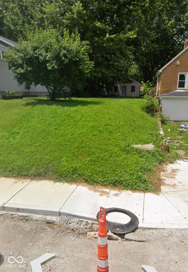 Property Photo:  1324 N Tacoma Avenue  IN 46201 