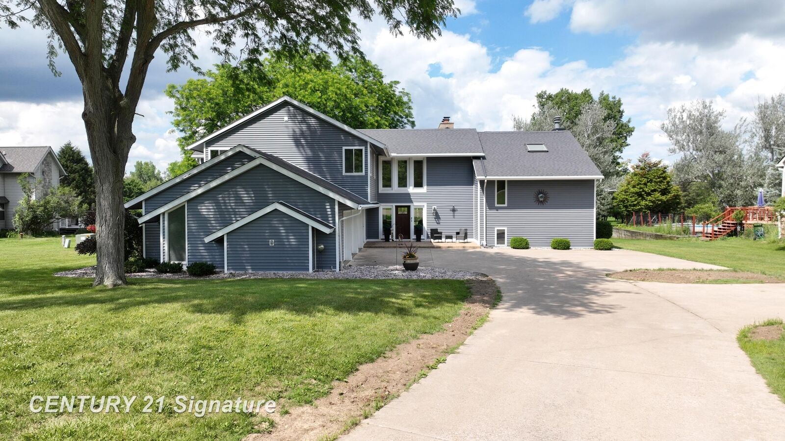 Property Photo:  7492 River Road  MI 48433 