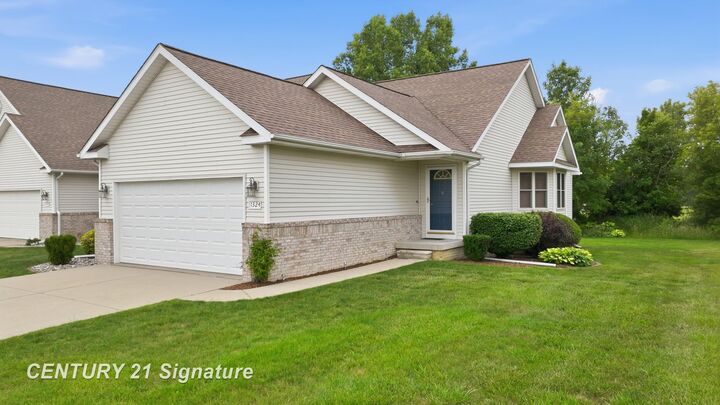 Property Photo:  1324 Carpathian Way  MI 48420 