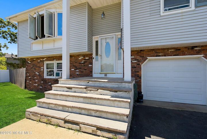 Property Photo:  81 Elm Street  NJ 08722 
