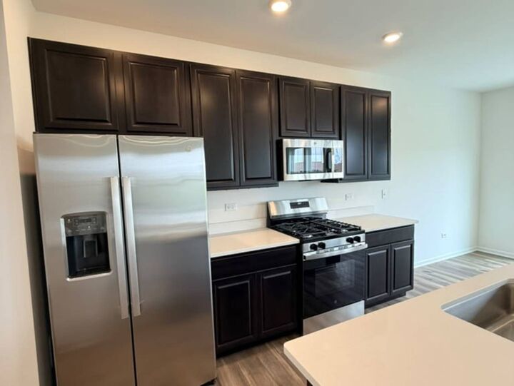 Property Photo:  25706 W Wakefield Drive  IL 60544 