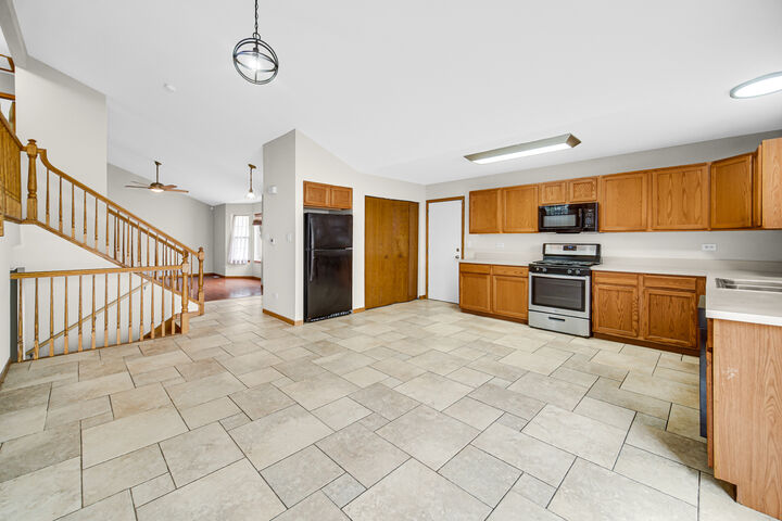 Property Photo: 4224 Ashcott Lane IL 60586