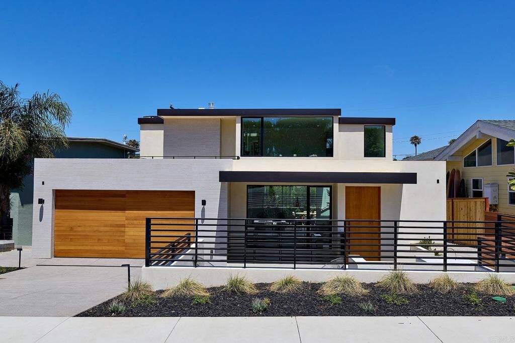 Property Photo: 228 N Helix CA 92075