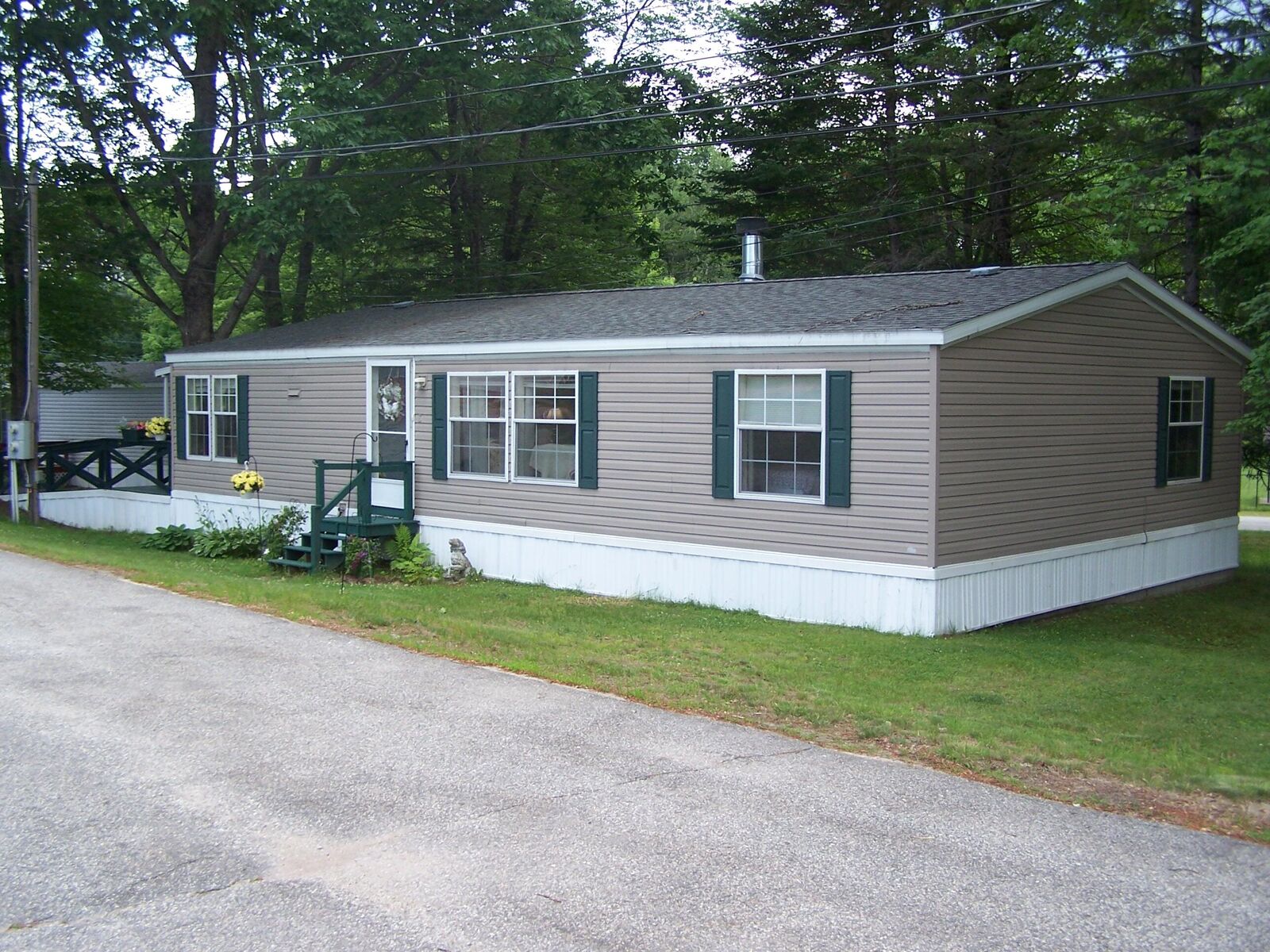 Property Photo:  3 Fir Drive  ME 04268 