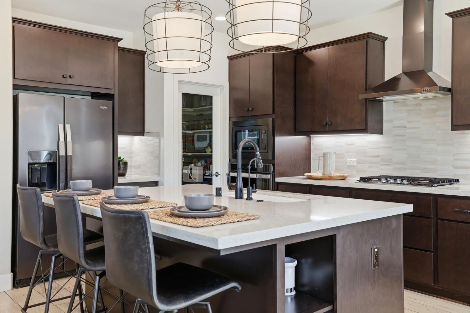 Property Photo:  3335 Hackberry Way  CA 95630 
