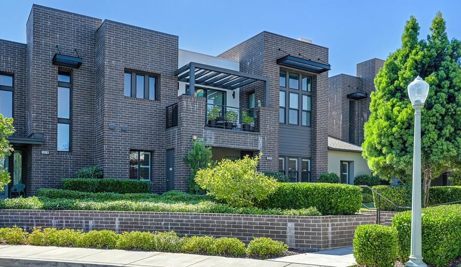 Property Photo:  3231 McKinley Village Way  CA 95816 