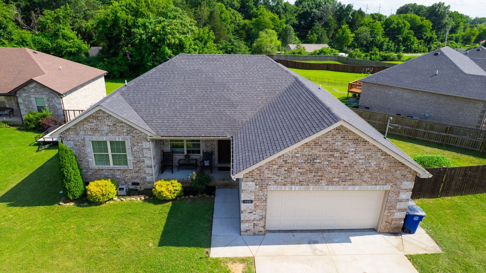 Property Photo:  100 Virginia Ct  TN 37160 