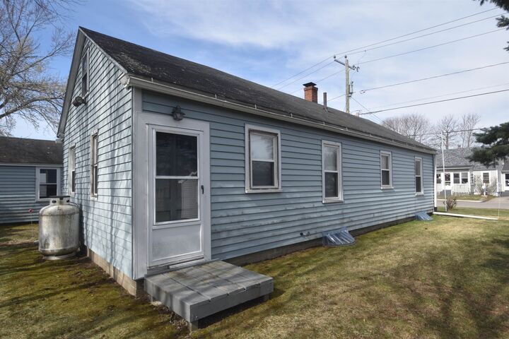 Property Photo: 35 Olde Farm Lane NH 03867