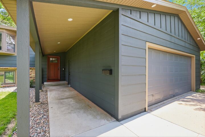 Property Photo:  1810 Levee Avenue  MN 55303 