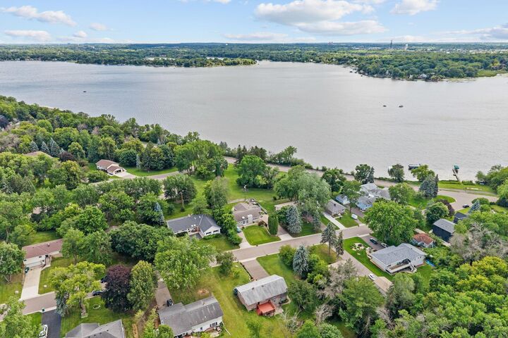 Property Photo: 10724 32nd Avenue N MN 55441