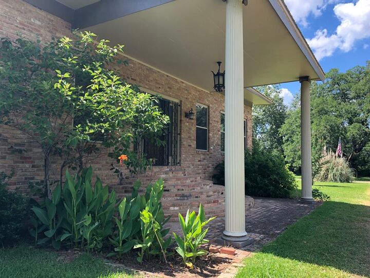 Property Photo:  3414 Curtis Lane  LA 71109 