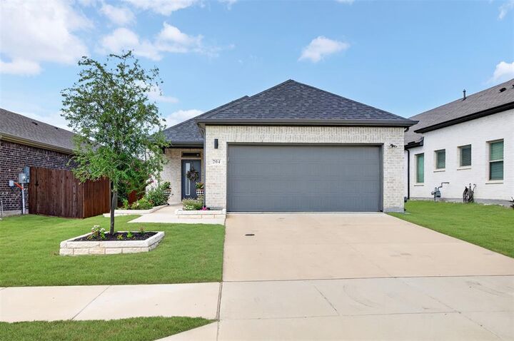 Property Photo:  204 Mountain Meadow Lane  TX 75071 