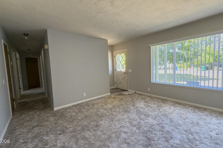Property Photo:  1921 Regina Way  OR 97527 
