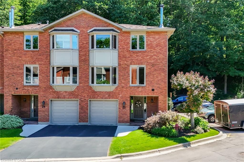 Property Photo: 30 Osler Drive 25 ON L9H 6W3