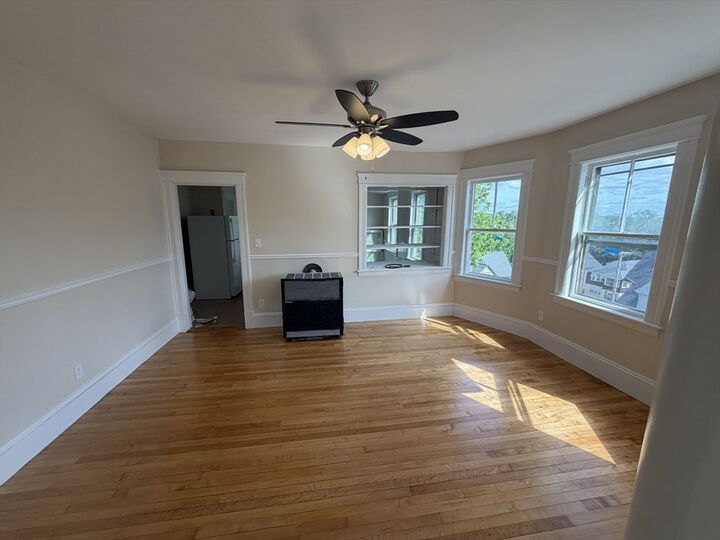 Property Photo:  10 Tower St 3  MA 01606 