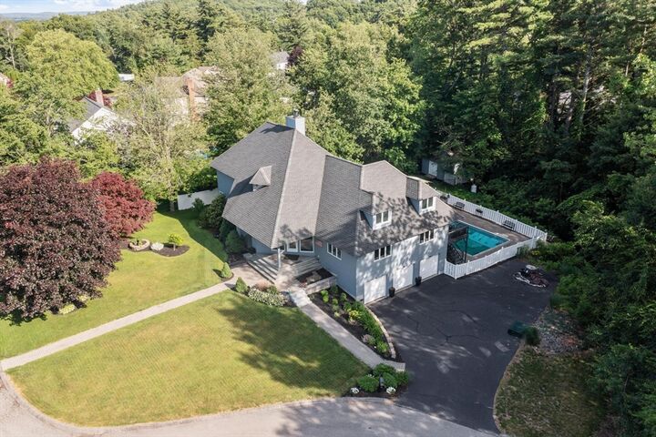 Property Photo:  60 Commonwealth Cir  MA 01453 