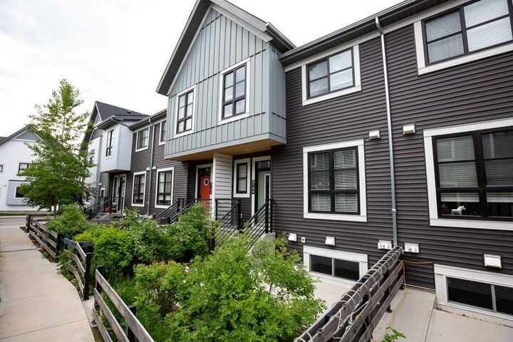 Property Photo: 100 Walgrove Court SE 5104 AB T2X 4N1